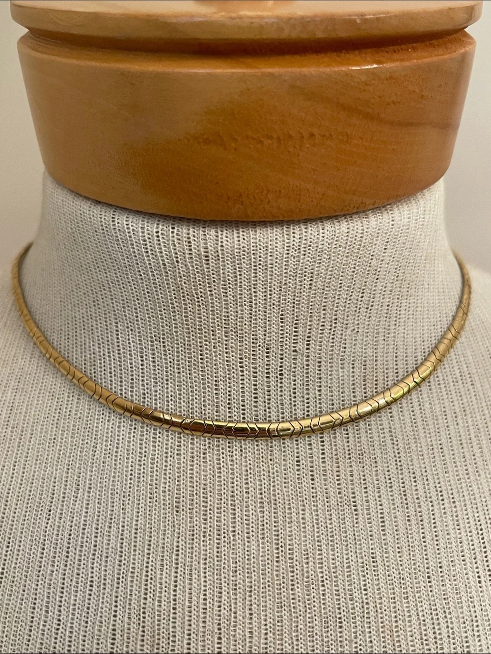Vintage Gold-tone Omega with Chevron Pattern 16 1/8” approx